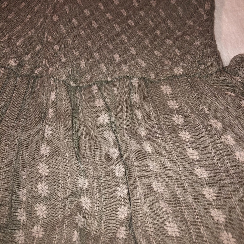 Dress - Picture 3 of 4